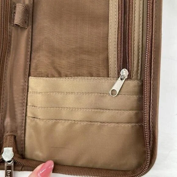 Lug Tango Travel Wallet passport holder sleeve vacation luggage brown - Picture 4 of 16